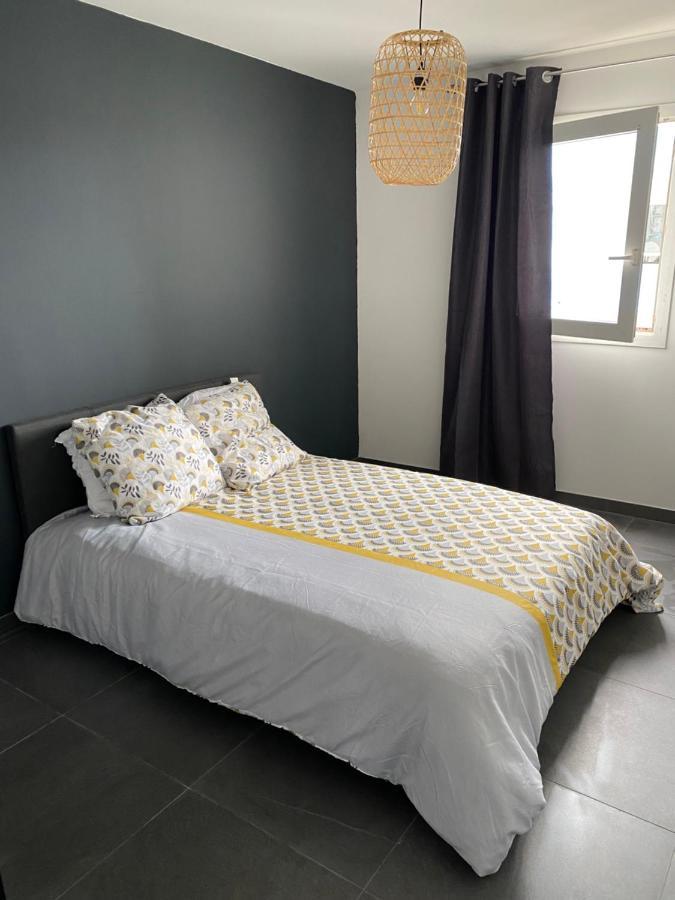 Apartamento Romarine Sainte-Clotilde Exterior foto